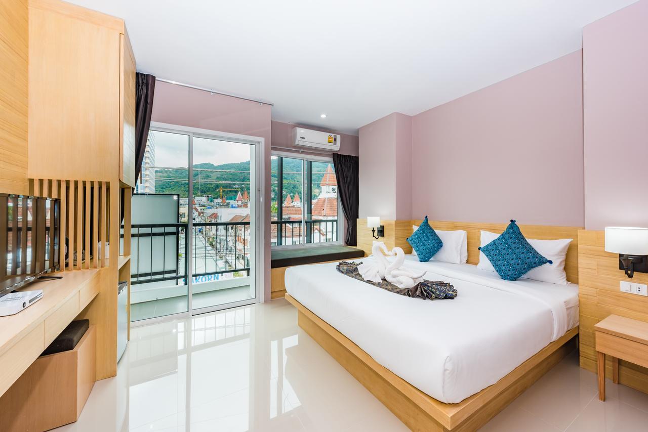 Royal Luxury Hotel Patong Екстериор снимка