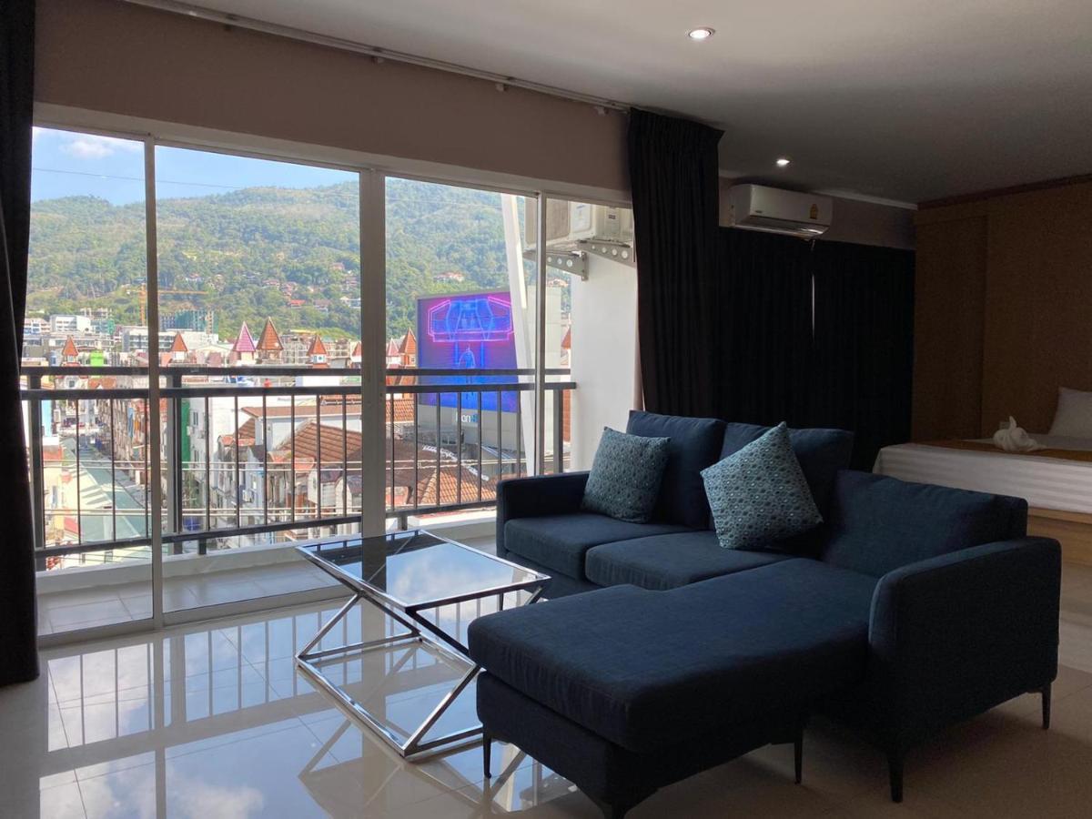 Royal Luxury Hotel Patong Екстериор снимка